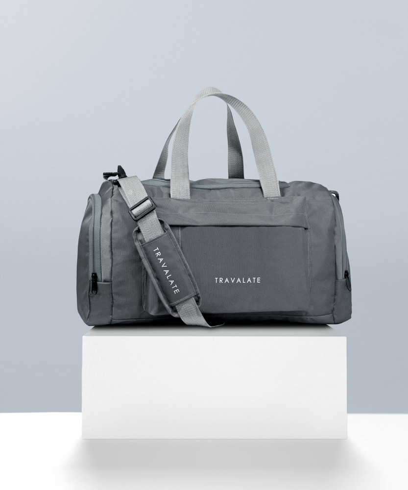 Duffle organizer store