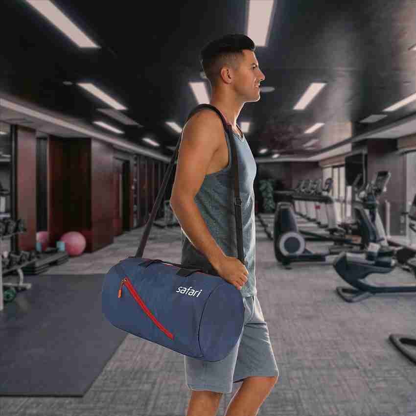 Safari on sale gym bag