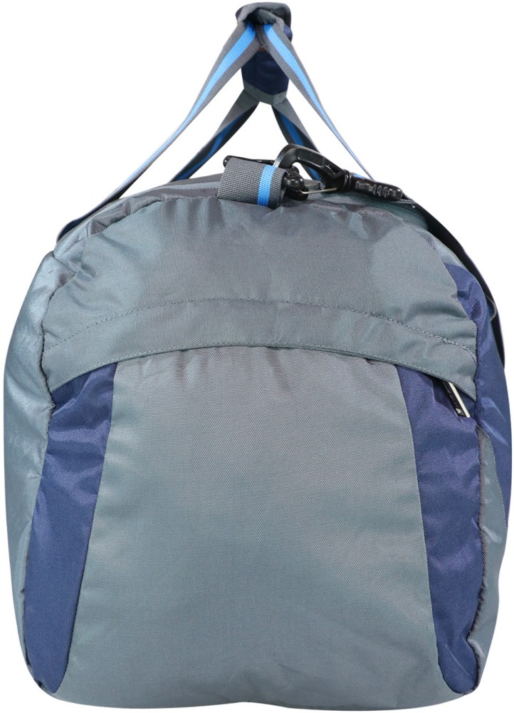 Wildcraft shuttle duffle outlet bag