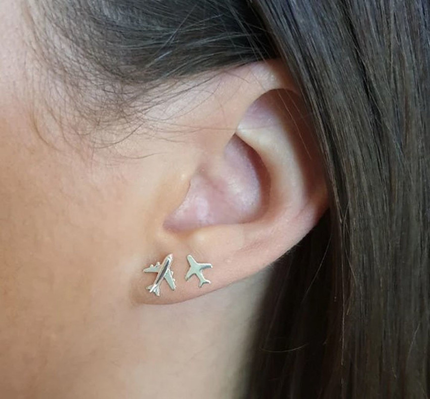 Details 79+ are earrings allowed on airplanes 3tdesign.edu.vn