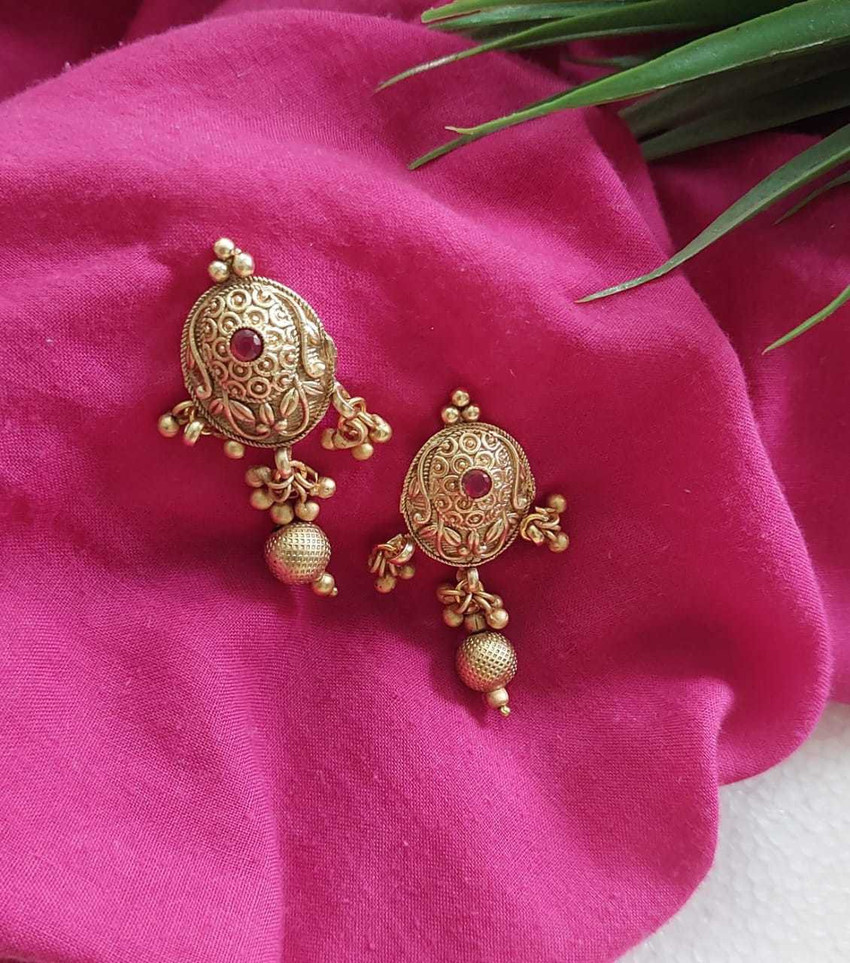 Gold plated sale earrings flipkart
