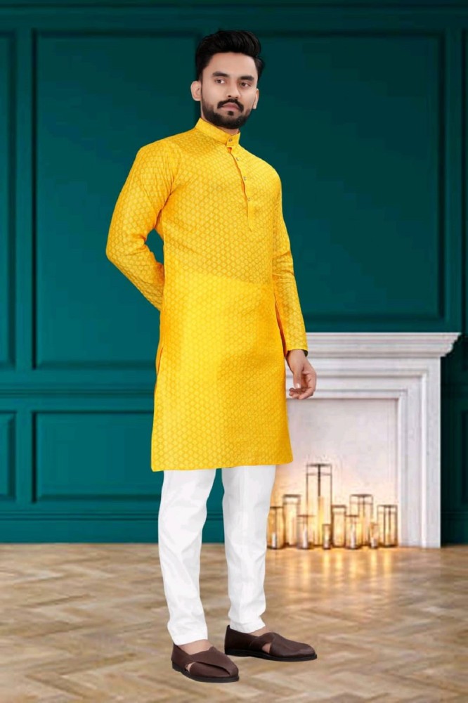 Universazone Men Kurta Pyjama Set