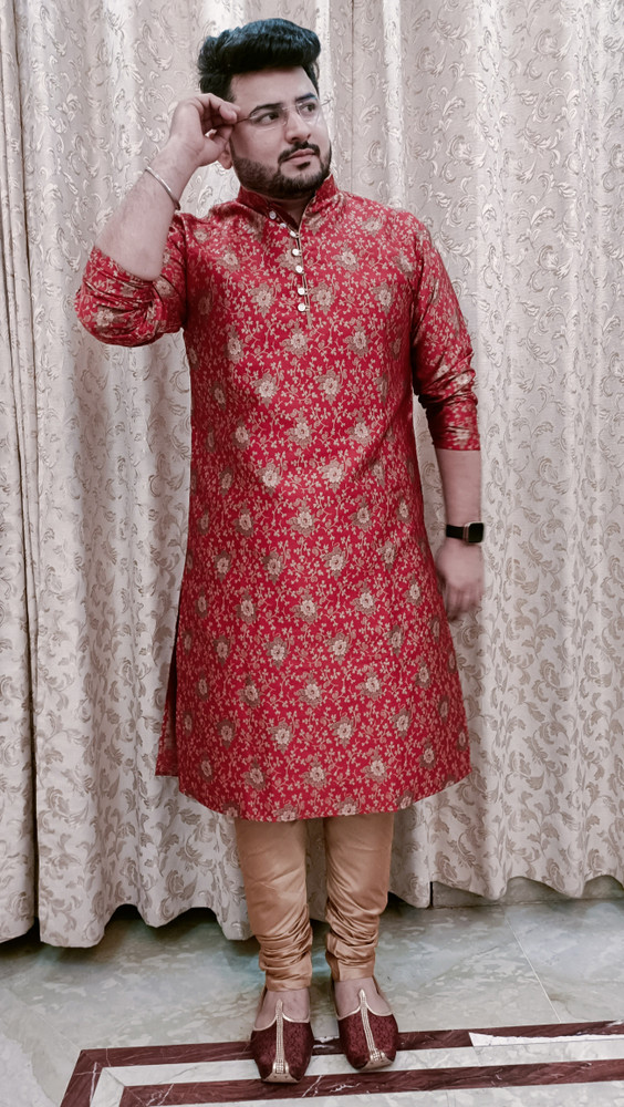 Larwa men's kurta and churidar new arrivals set