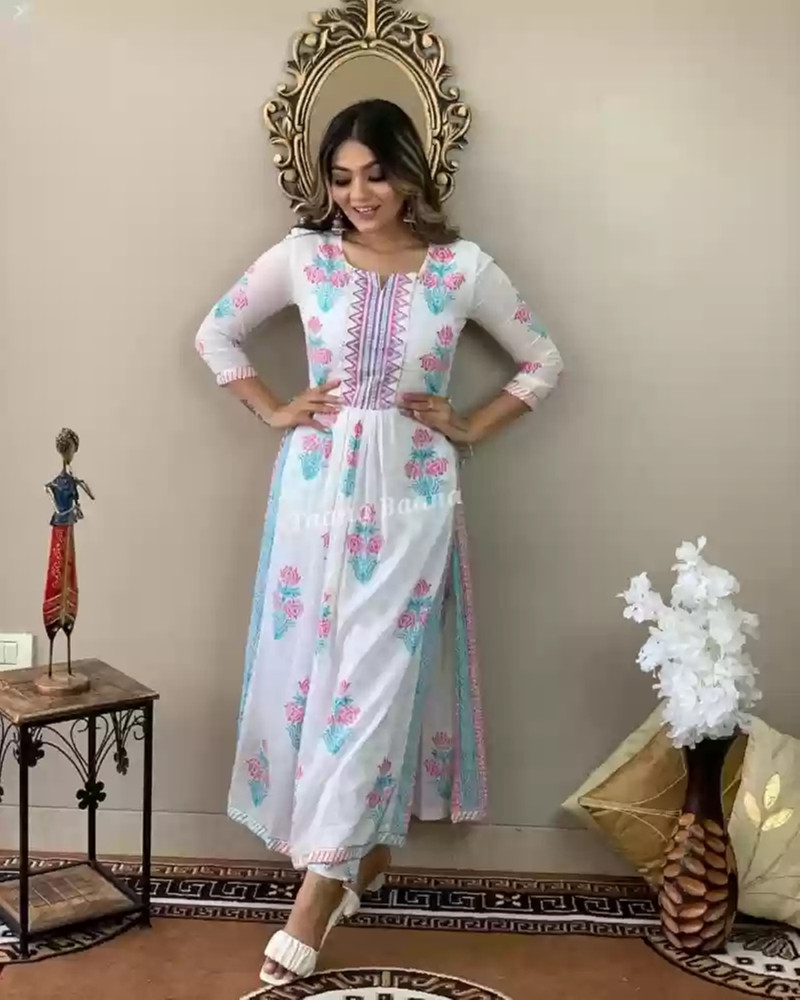 FLORESA Women Kurti Pant Set Buy FLORESA Women Kurti Pant Set Online at Best Prices in India Flipkart