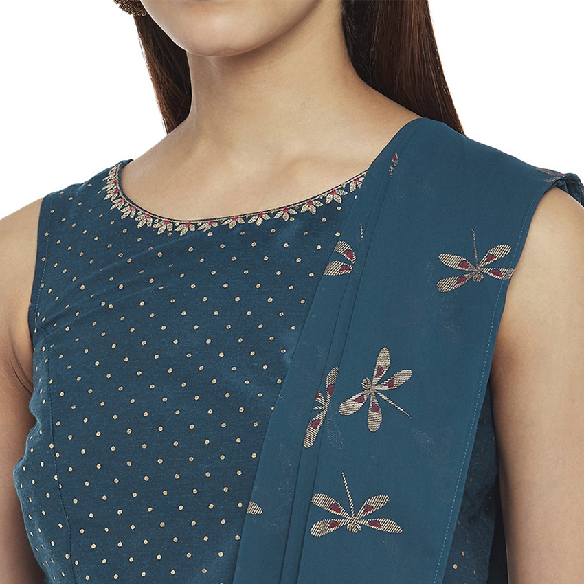 akkriti crop top