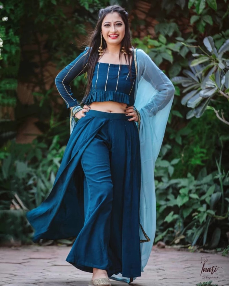 Crop top hotsell with skirt flipkart