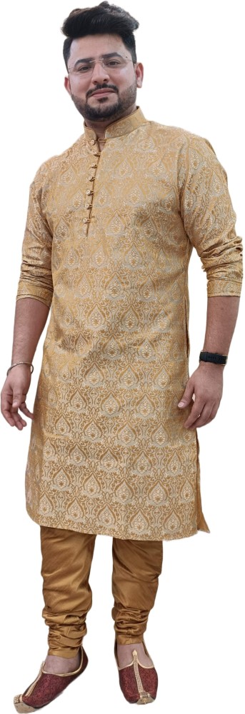 26 i Men Kurta Churidar Set