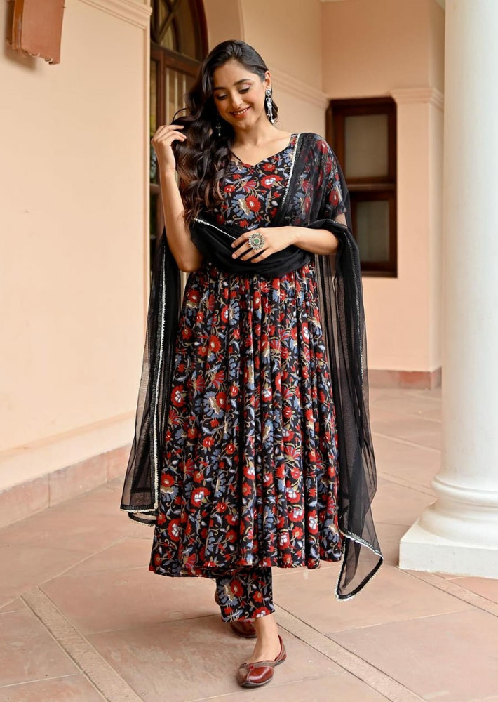 nalli silks dresses Nalli Silk Dress Material Online Nalli Dress Material Buy Nalli Suits  Online Nalli Suit Fabric