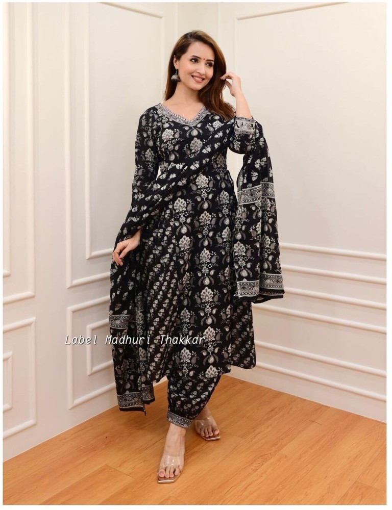 Buy Bunaai Black Rose Petal Kurta Pant Set For Women Online