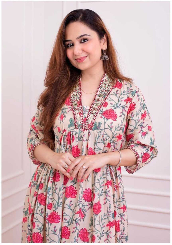Dokari Women Kurti Pant Set Buy Dokari Women Kurti Pant Set Online at Best Prices in India Flipkart