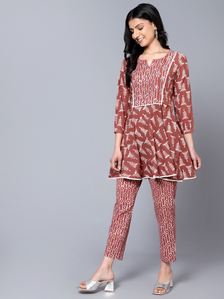 Buy Bani Women Cotton Blend Co-Ord Set, Short Kurti And Trouser 2