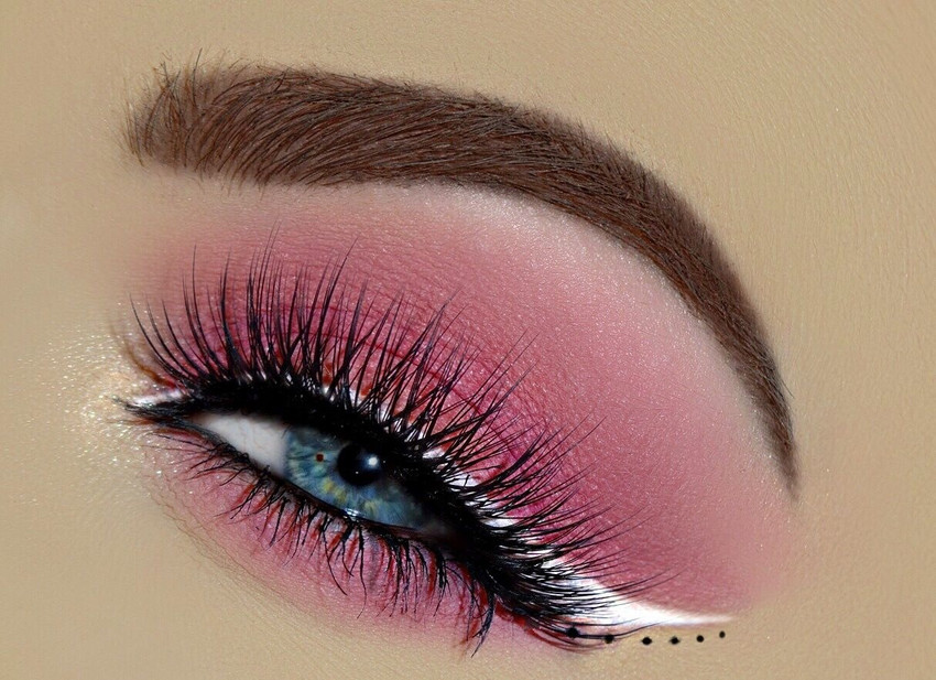 White pink store eyeshadow
