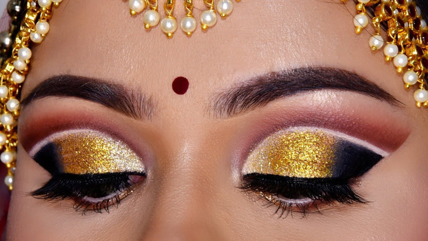 GFSU GO FOR SOMETHING UNIQUE GLITTER FINISH MULTI COLOR EYE