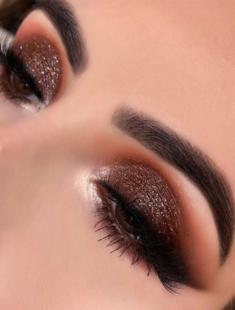Glitter smokey eye sale
