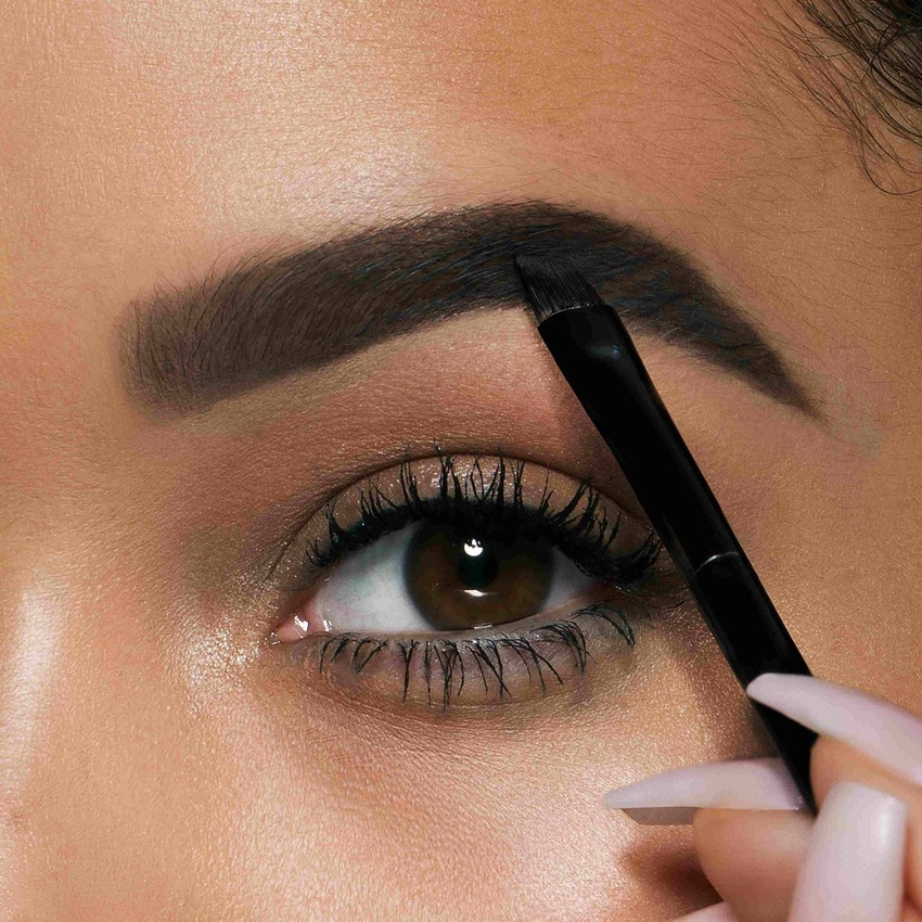Eyebrow cosmetic shop