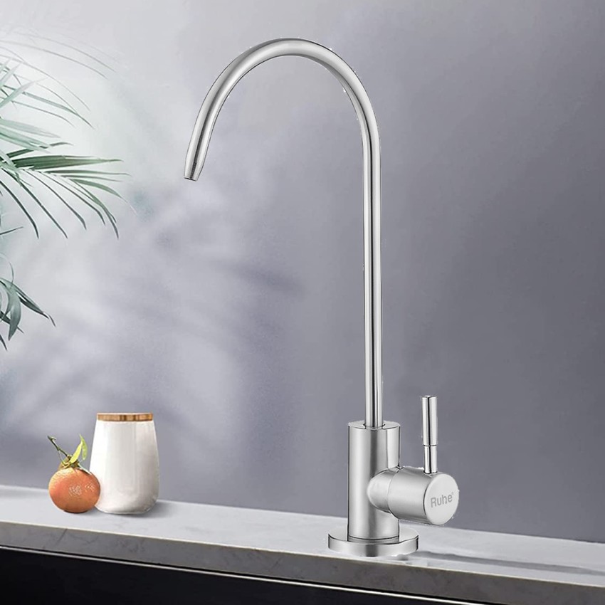 100% Lead-Free Kitchen Water Filter Faucet in Brushed Brass