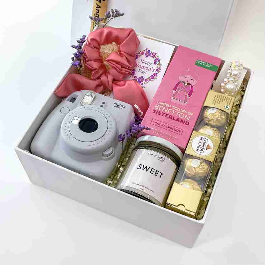 angroos Happy Vibes Women's Day Gift Hamper With Chocolates, Camera,  Candle, And More Combo Price in India - Buy angroos Happy Vibes Women's Day Gift  Hamper With Chocolates, Camera, Candle, And More