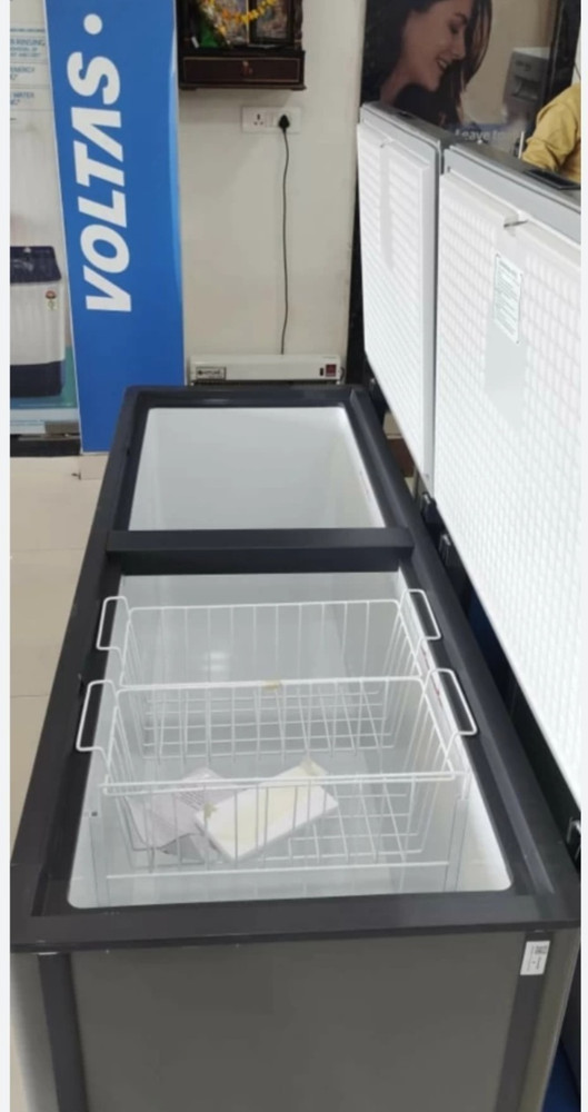 Voltas 500 L Double Door Standard Deep Freezer