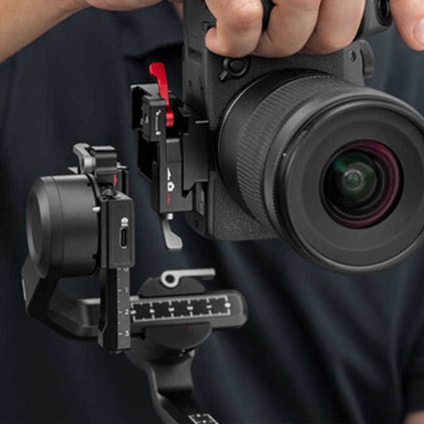 dji RS3 MINI 3 Axis Gimbal for Camera Price in India - Buy dji RS3 