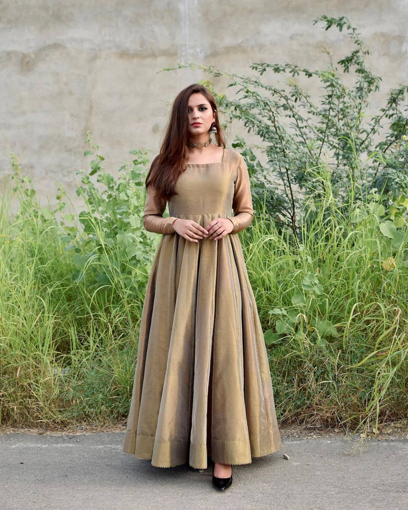 Mishri Fashion Women Gown Gold Dress Buy Mishri Fashion Women