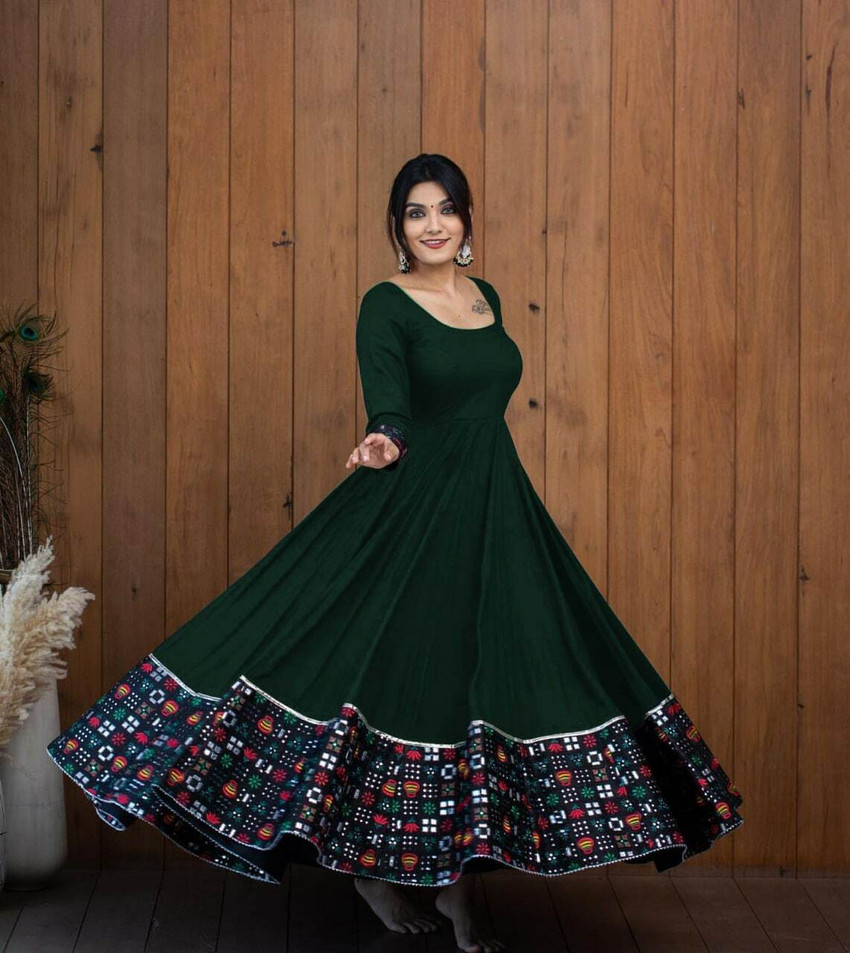 Fashionnfabrics Anarkali Gown Price in India - Buy Fashionnfabrics Anarkali  Gown online at Flipkart.com