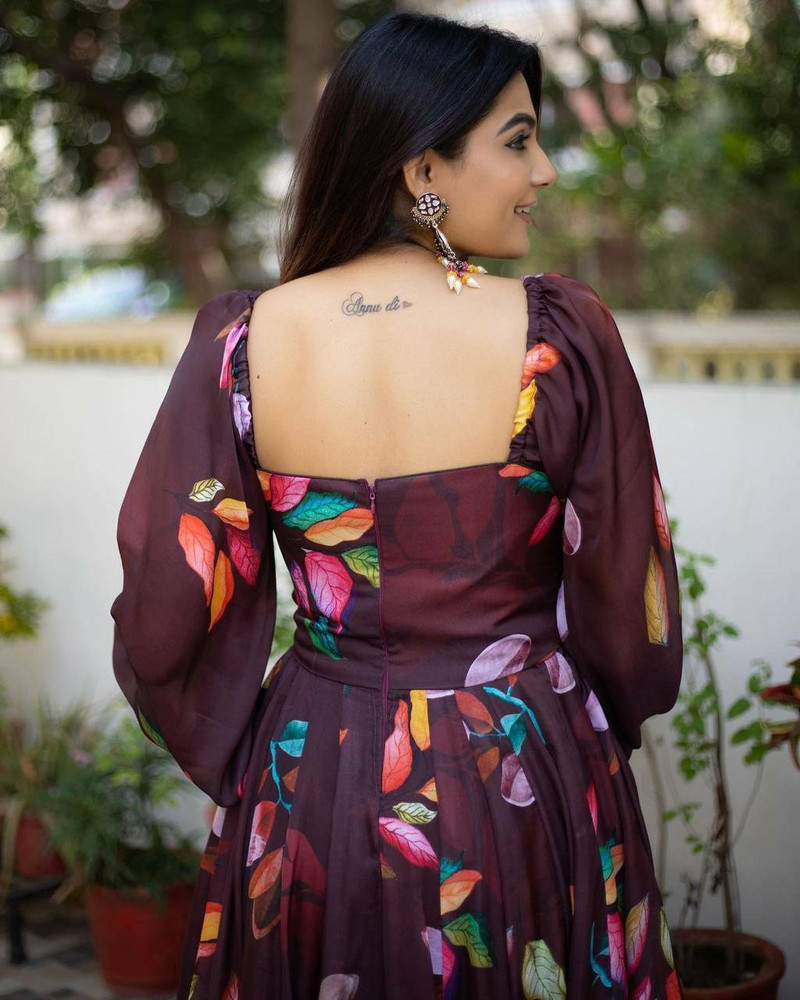Backless discount kurti designs