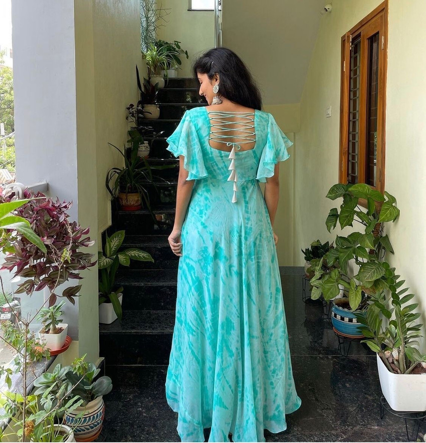 Butterfly hand dress shop