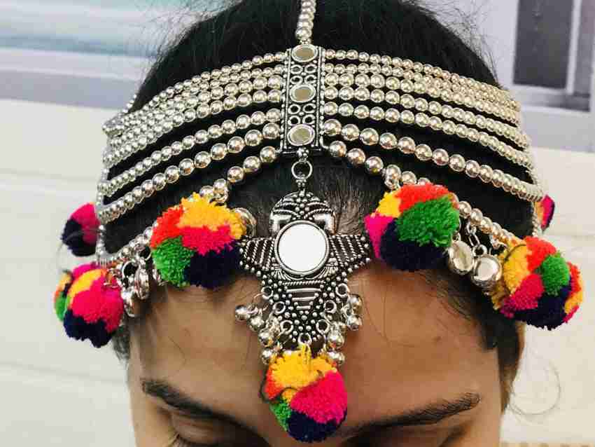 Pom pom maang tikka on sale