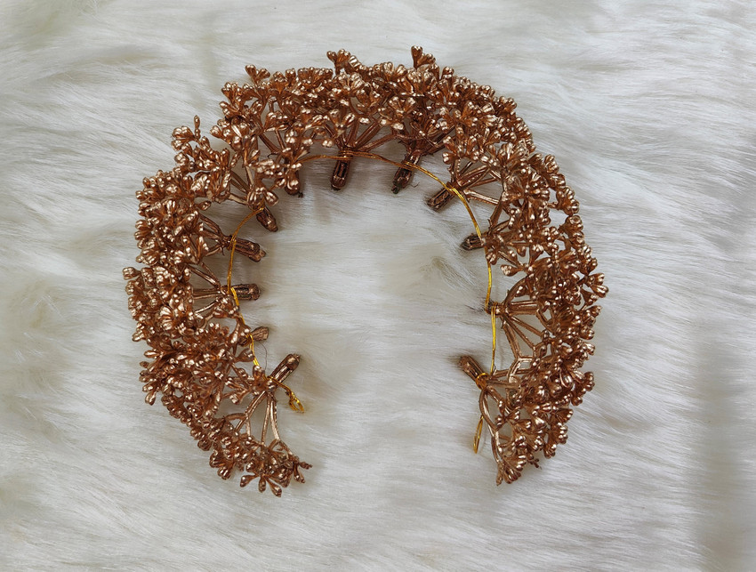 Gold flower shop hair