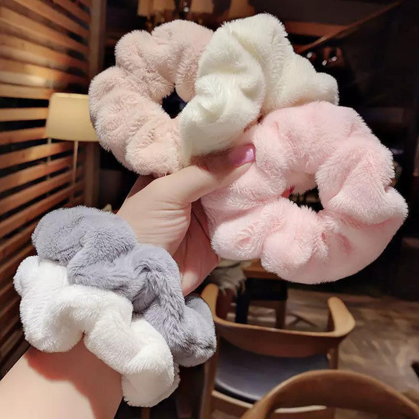 Fluffy scrunchie hotsell