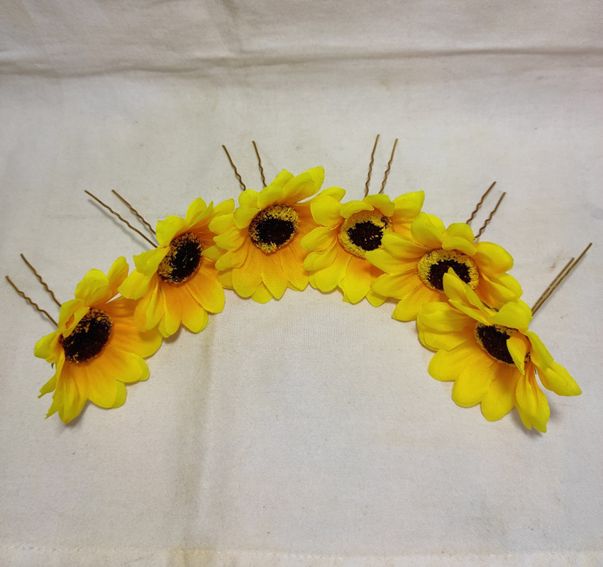 Hearts and Crafts Artificial Sunflower hair pin Bun Clip Price in