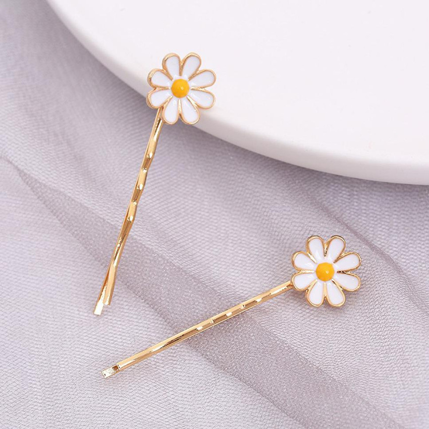 AmazingKarts 2 PCS Little Daisy Hairpin Trending Girl Side Clip