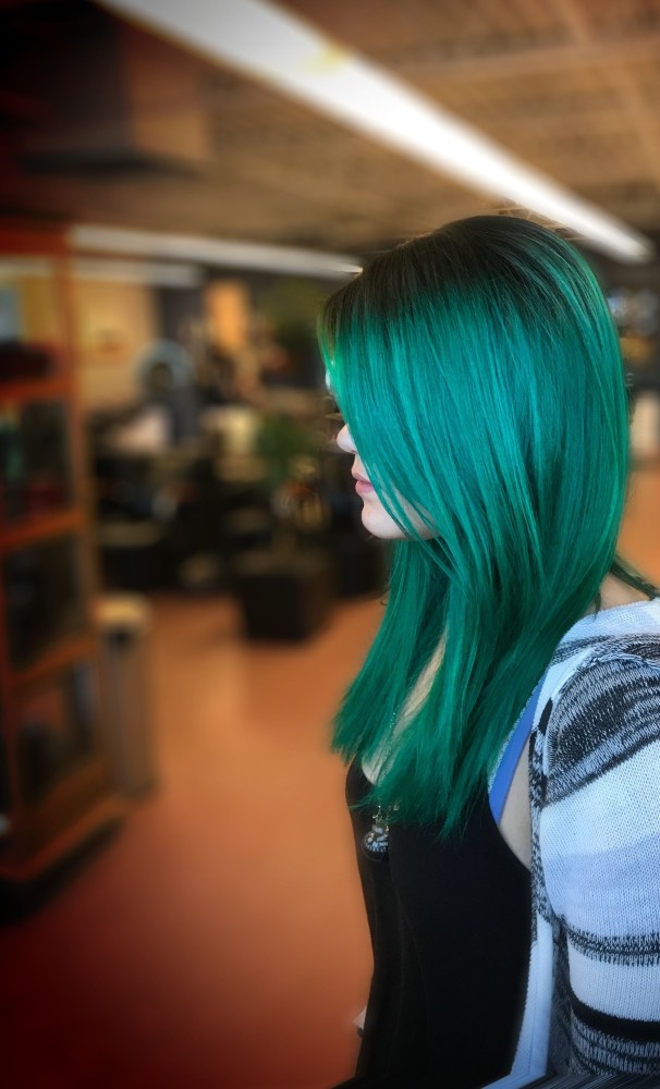 Peacock Green Hair Dye by Huenicorn #MrSpeedyCarousell, Beauty & Personal  Care, Hair on Carousell