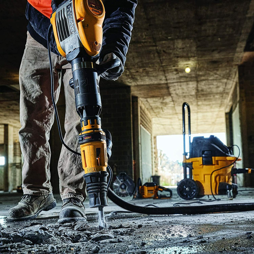 Dewalt 16 kg breaker deals