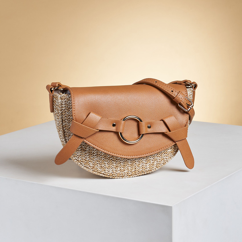 Pantaloons 2025 ladies purse