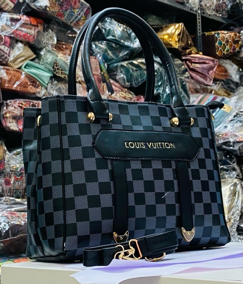 Does anyone own a Louis Quatorze? : r/handbags