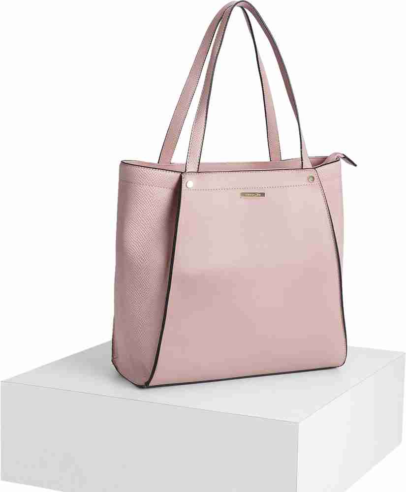 Pantaloons bags on sale online