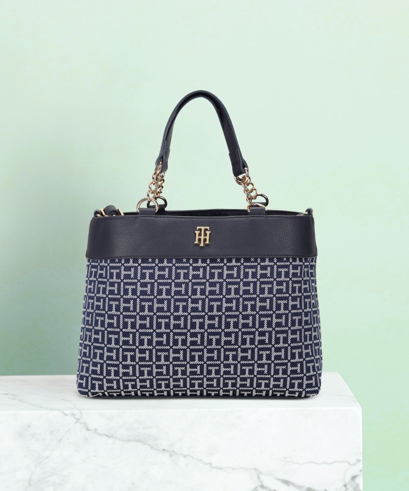 Tommy hilfiger deals handbags flipkart