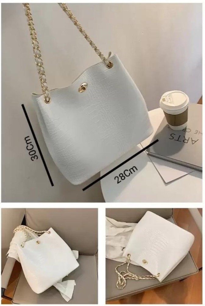 Medium size Chain bucket Shoulder bag