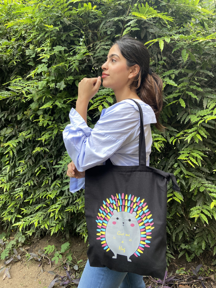 Buy EcoRight Women Black Tote Porcupine Black Online Best