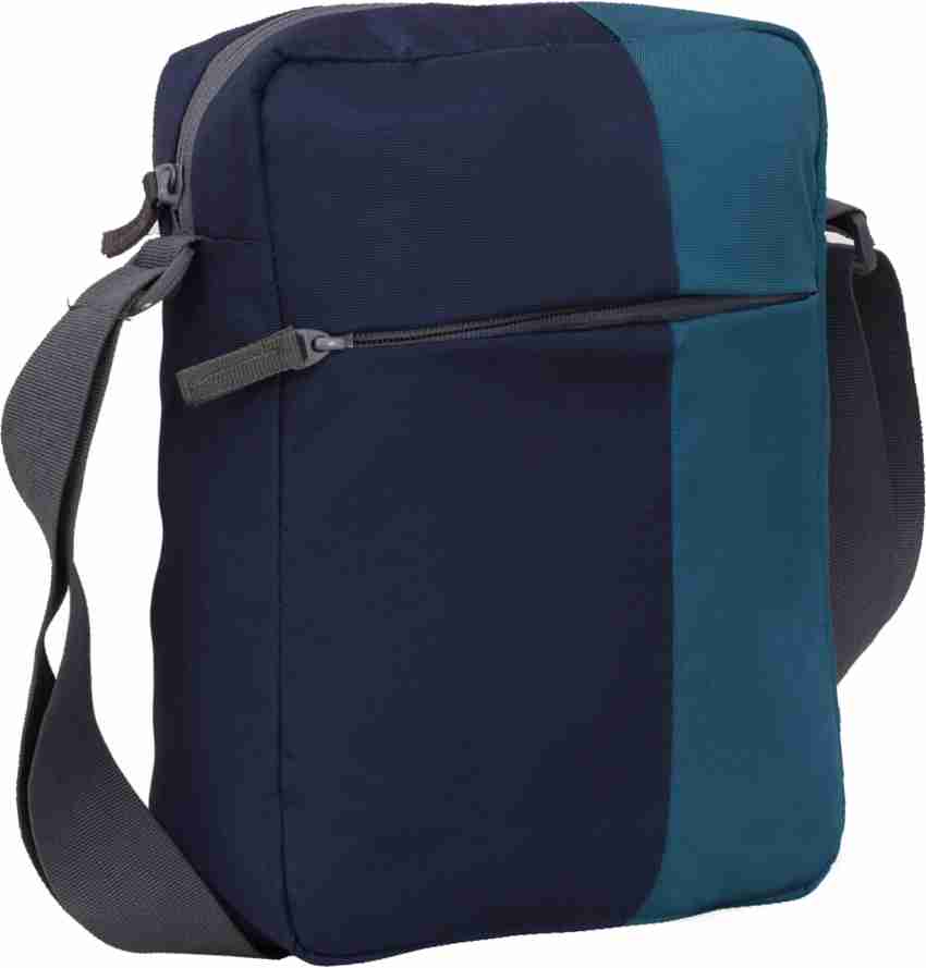 Mens sling best sale bags flipkart