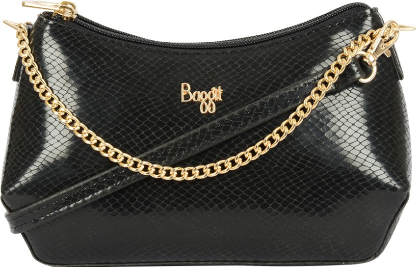 baggit black sling bag