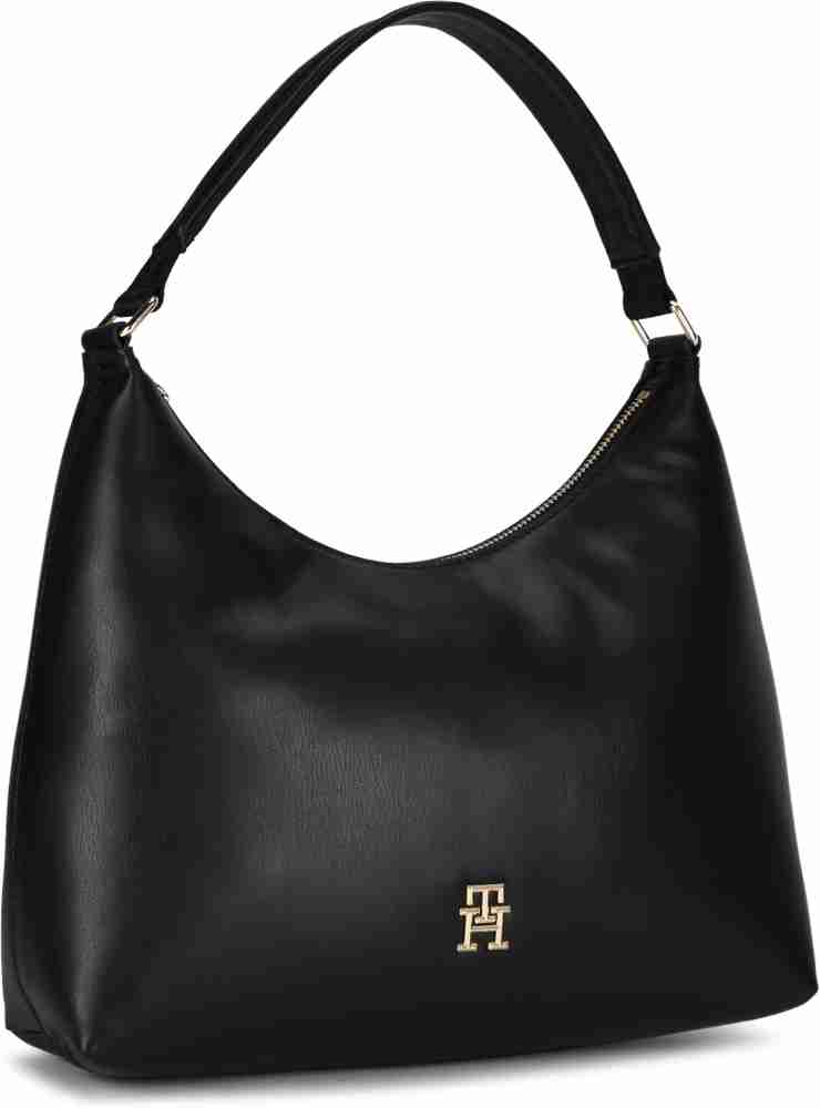 Tommy hilfiger deals handbags flipkart