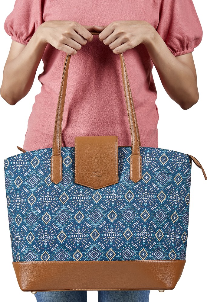 Chumbak Spring In my Step Women's Tote Bag - Sky Blue