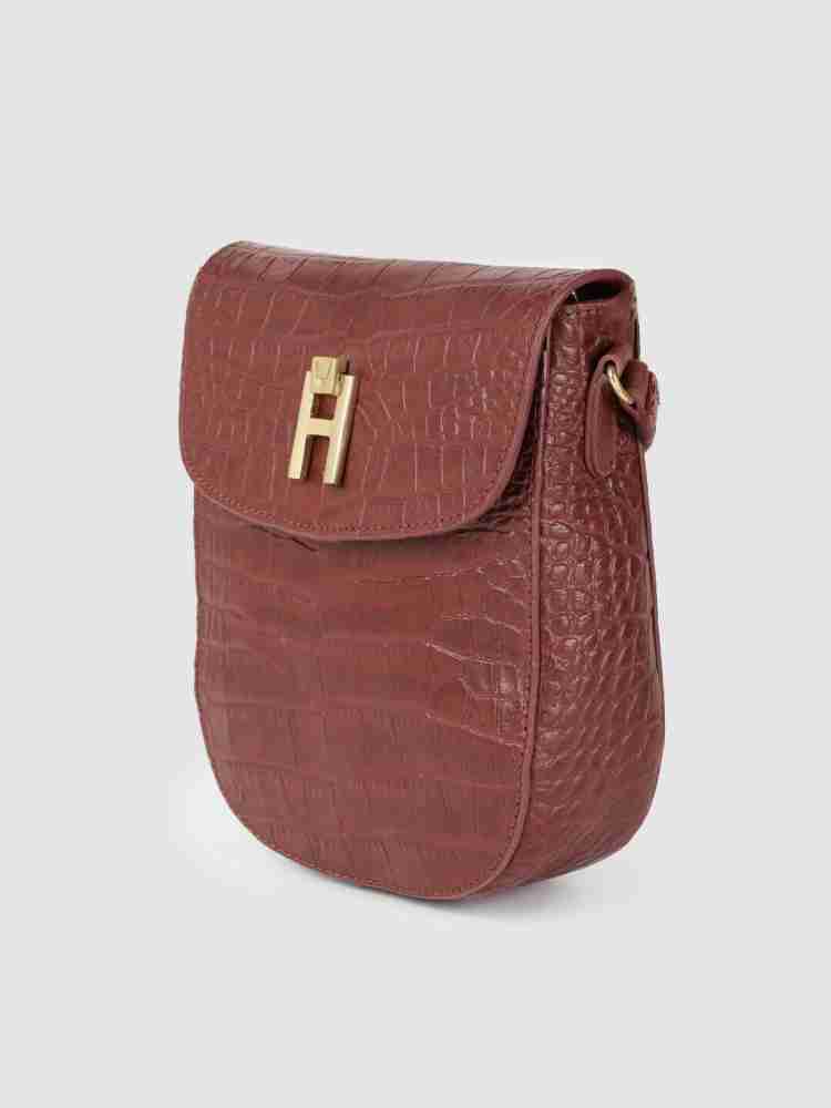 Hidesign sling bags clearance flipkart