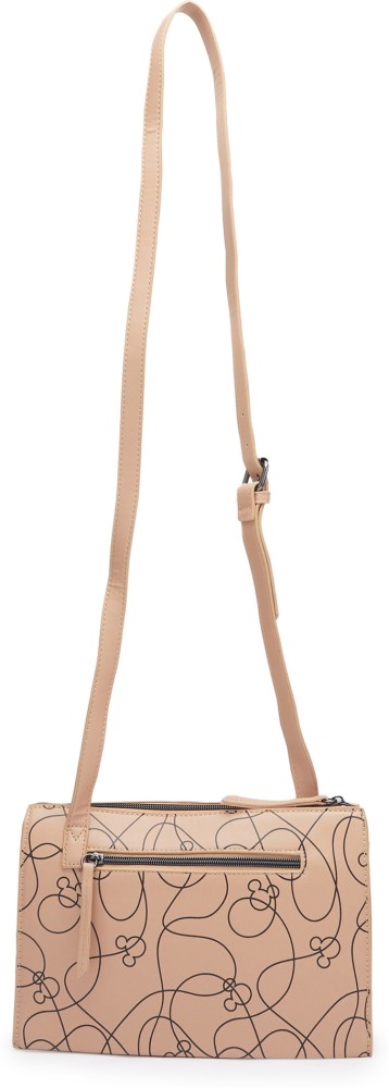 Caprese Vinci Handbag Medium Dull Pink (Medium): Buy Caprese Vinci