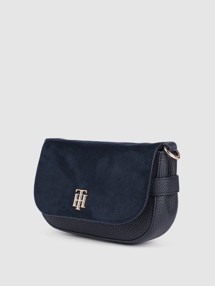 Fanny bag clearance tommy hilfiger