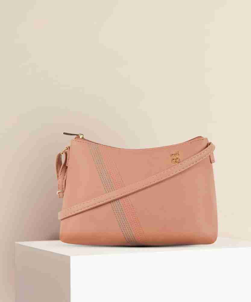 Baggit pink 2025 sling bag