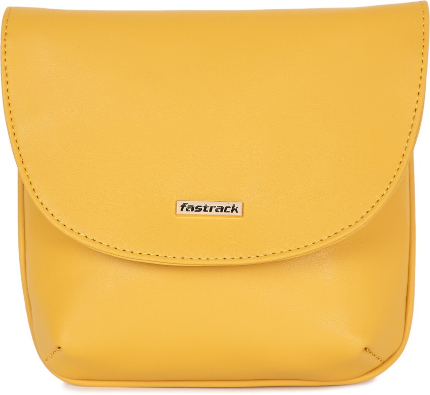 Fastrack ladies sale bags flipkart