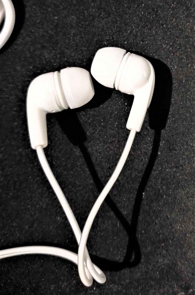 CORE Rainbow Wired Headset Price in India Buy CORE Rainbow Wired